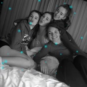 Meet your Posher, Kenady